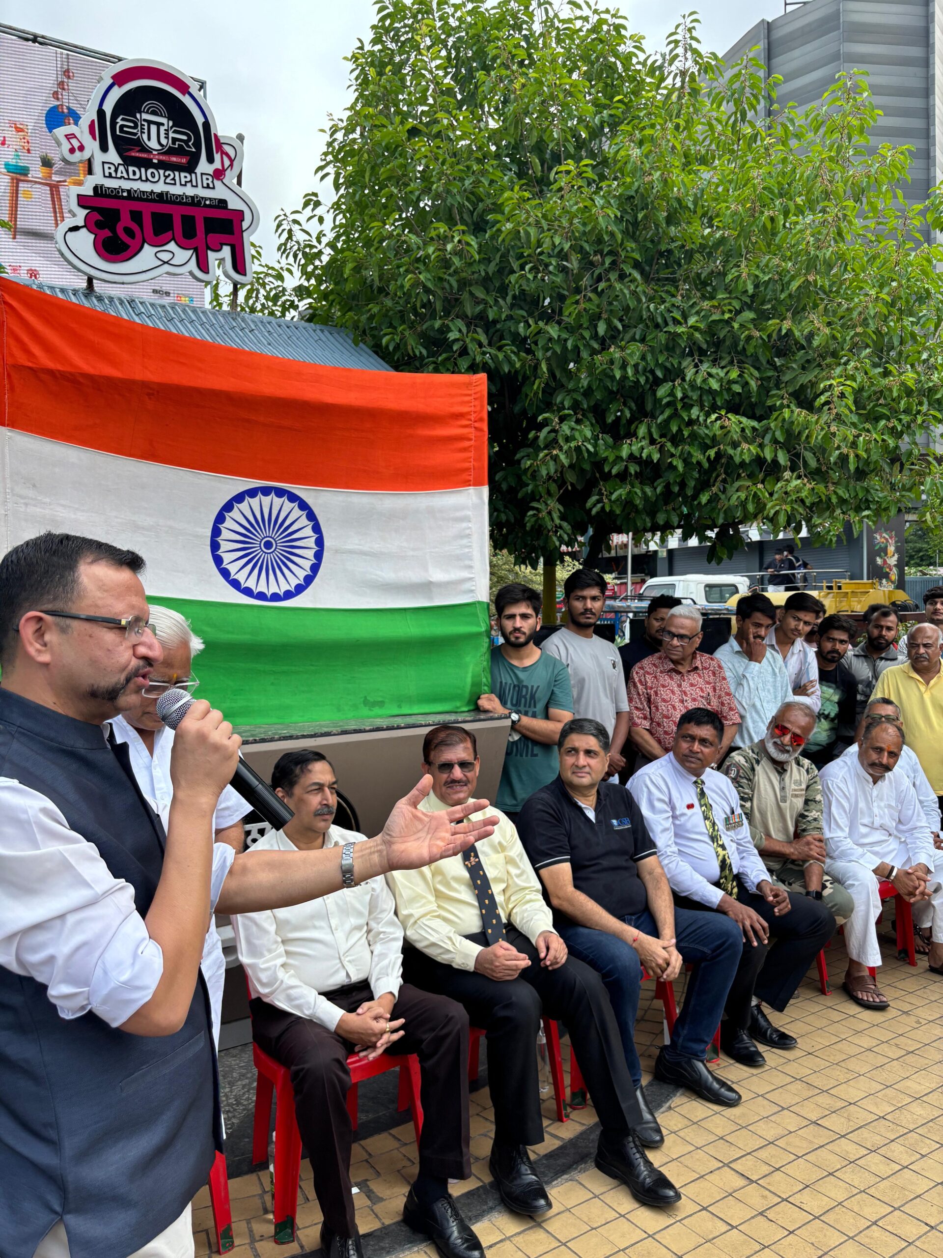 ‘आपातकालीन स्थिति में जागरूकता’ कार्यक्रम में शामिल हुए सैकड़ो नागरिक